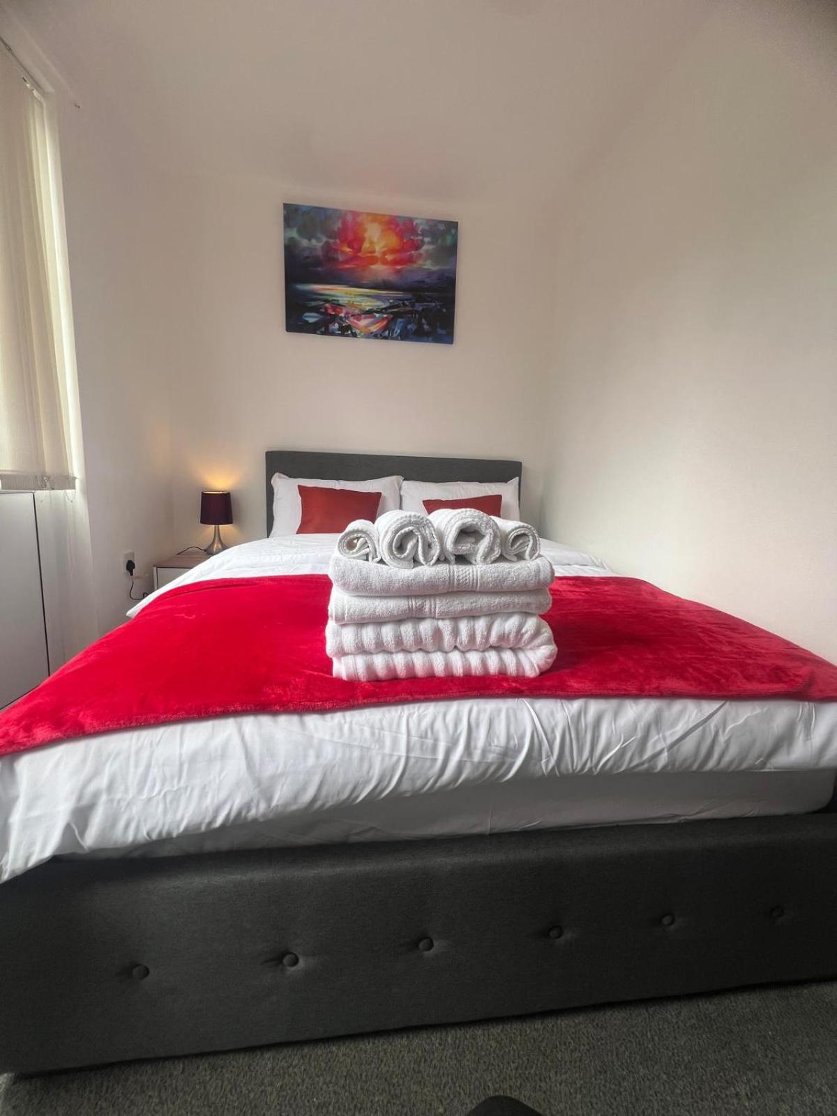 Apartamento Luxury New House With Free Parking Birmingam Exterior foto