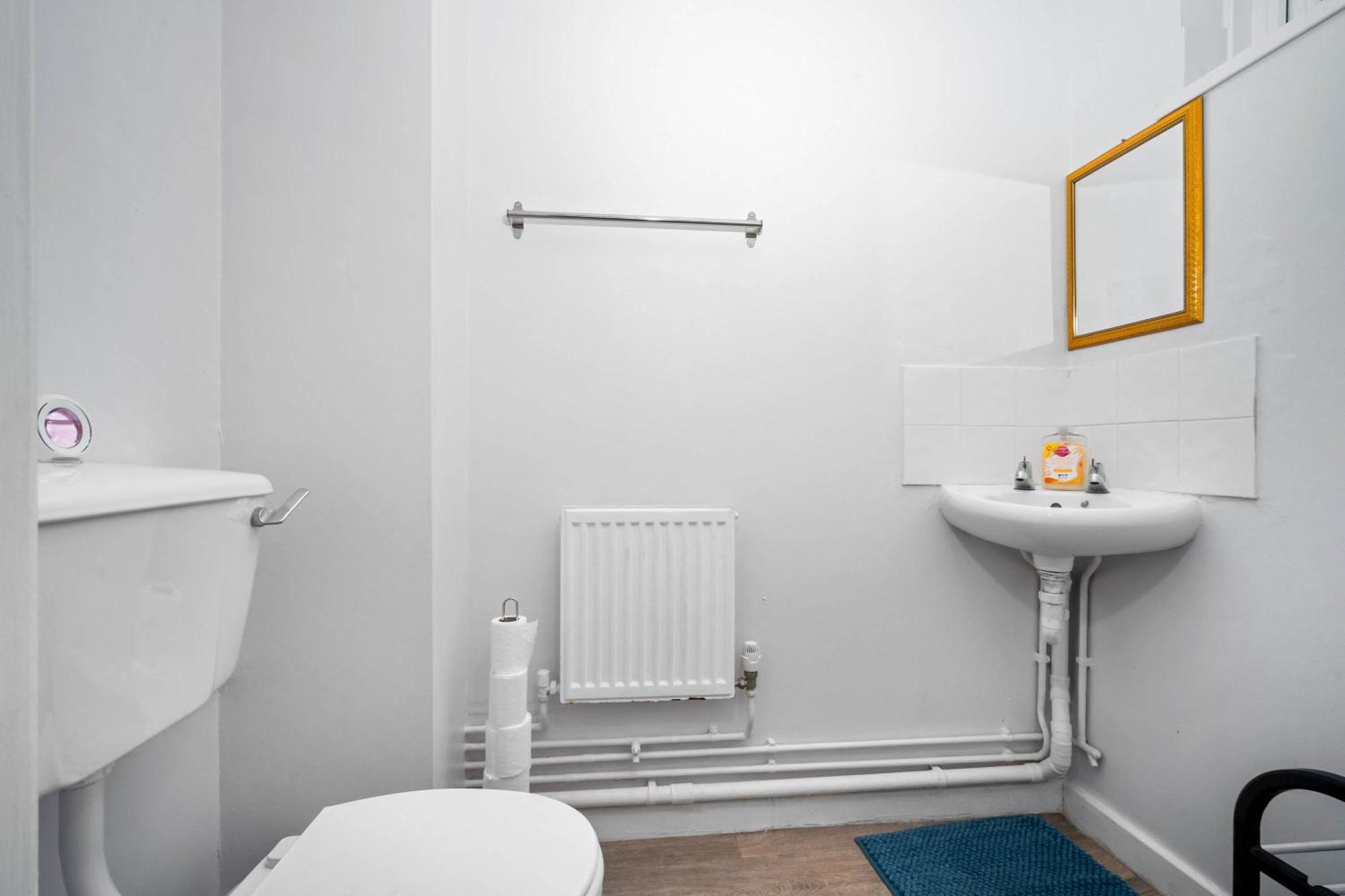 Apartamento Luxury New House With Free Parking Birmingam Exterior foto
